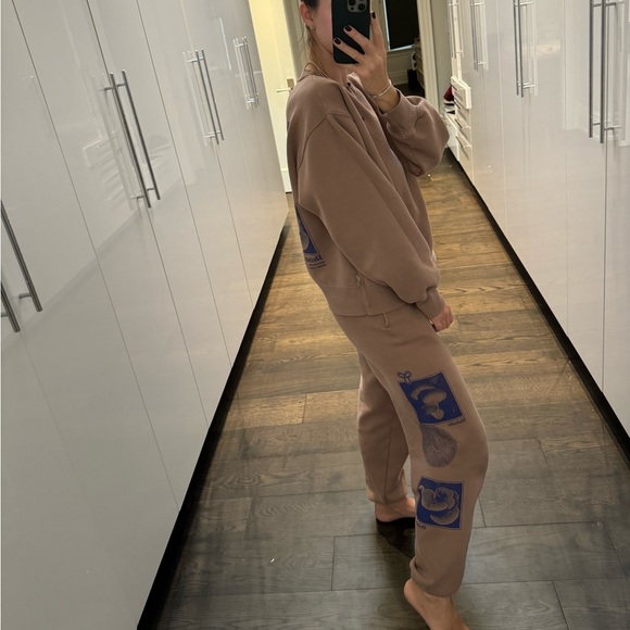 TNA Tan Sweatsuit - Picture 3 of 4